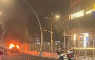 开云体育网址-今晚中环内圈一辆轿车起火 所幸无人伤亡
