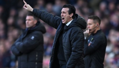 埃梅里：大马丁因伤无缘出战热刺，新援阿利松有望参加本场比赛