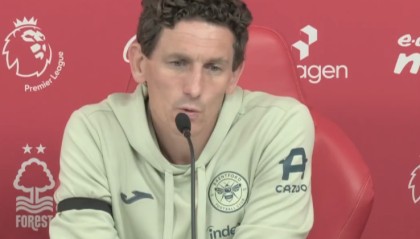 开云体育平台-布伦特福德主帅：球队上半场的表现太过天真，令人失望