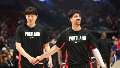 开云体育在线-开拓者赛季表现：42胜进入附加赛，场均失误17.3联盟最多