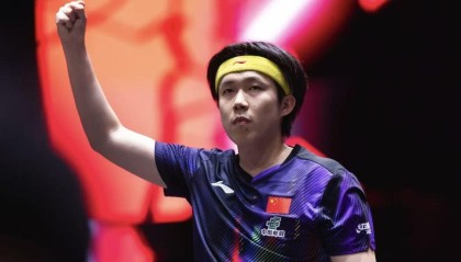 开云体育平台-男女单打折桂，三项双打无缘冠军，国乒也开始偏科了？